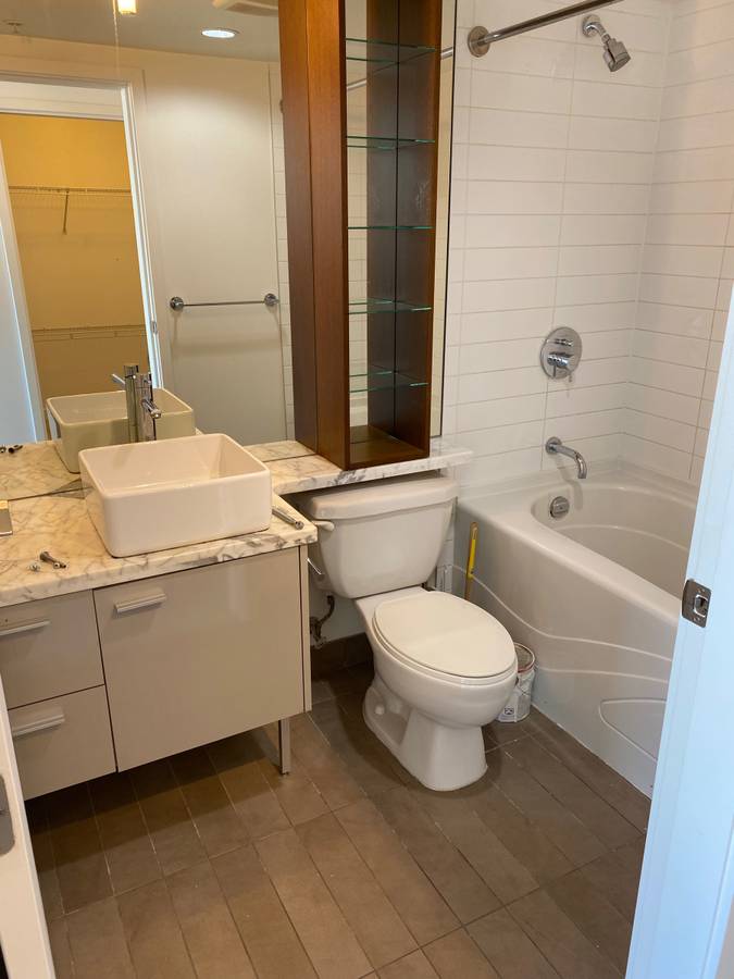 Rental with Amazing Views in Yaletown Pet Friendly! RENTED Maude