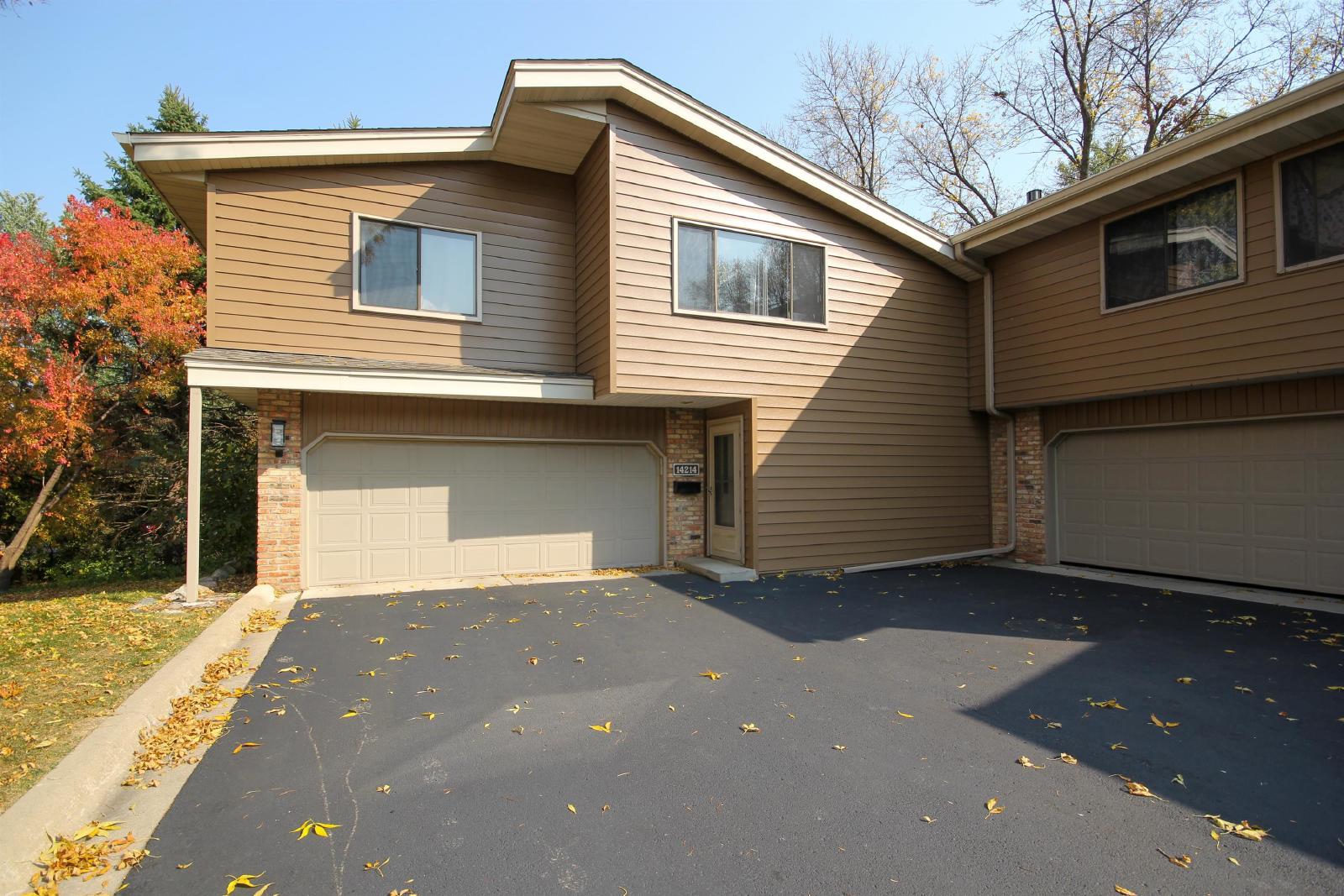 14214 Chestnut Dr. Eden Prairie, MN 55347 Mauzy Properties