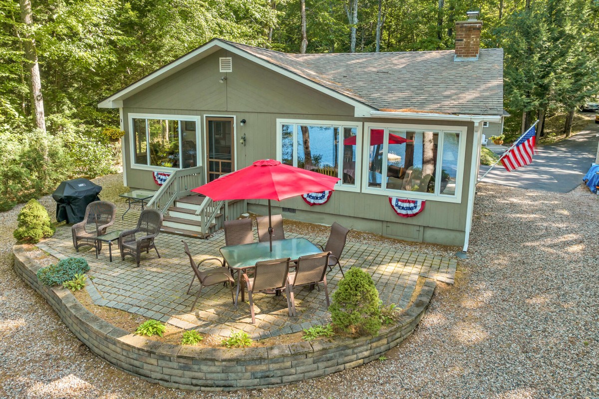 WOMASE Wolfeboro, NH Maxfield Vacation Properties