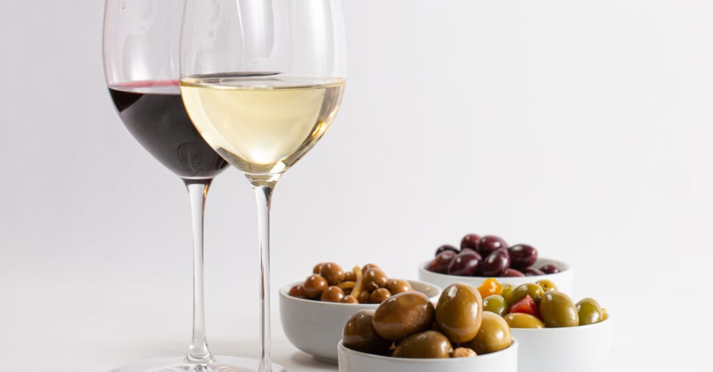 Spain's Most Prestigious Regions For Red And White Wines Maxim