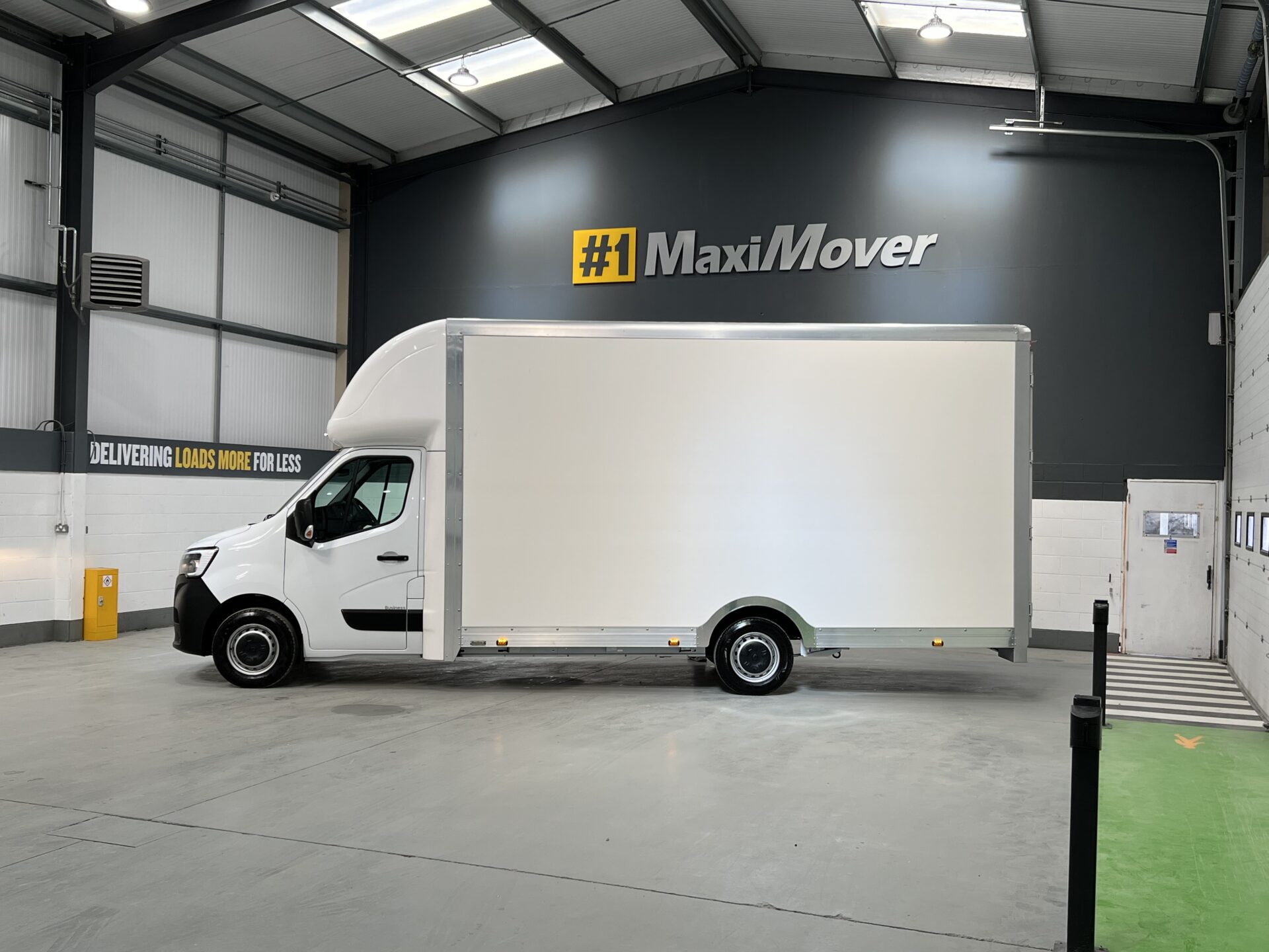 XXL 5.0M Renault Master FreightLOADER PRO Low Loader Van Maxi Mover