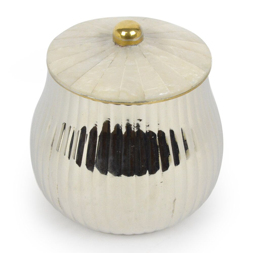 Maxim World Bathroom