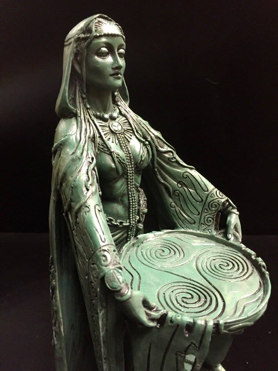 DANU CELTIC WATER GODDESS STATUE GREEN BRONZE RESIN MAXINE MILLER STUDIOS