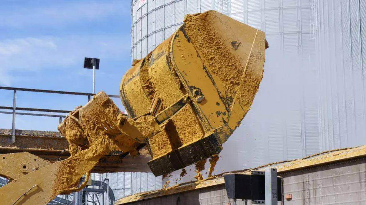 Rollout Buckets Maxx Attachments Skid Steer Attachments Maize, KS