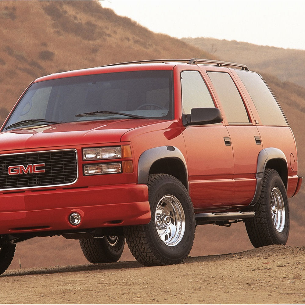 Sport Fender Flare Kit from Xenon for 9599 Chevrolet Tahoe/GMC Yukon