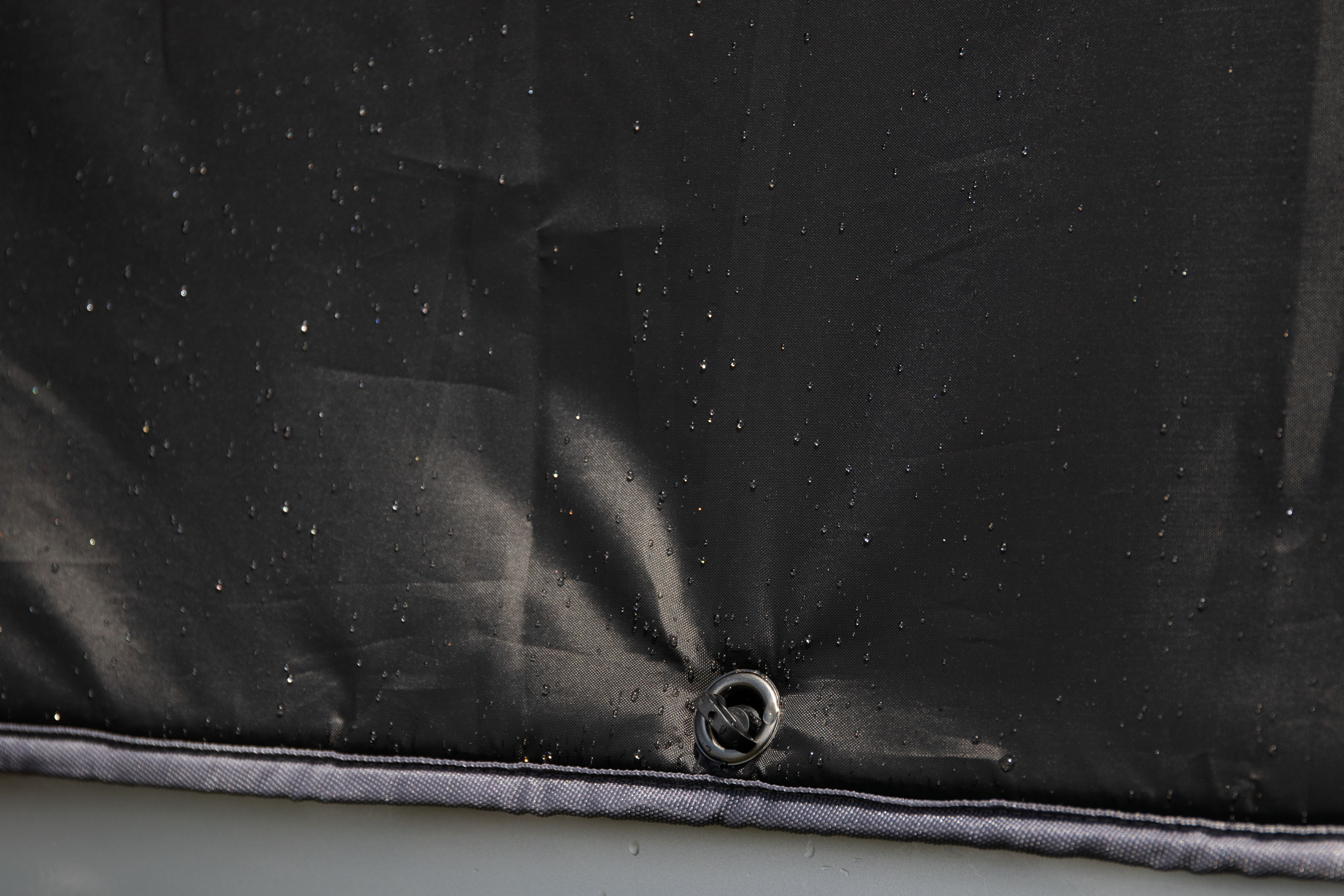MP6612 External Blackout Screen For Volkswagen T5/T6 Campervans Maypole