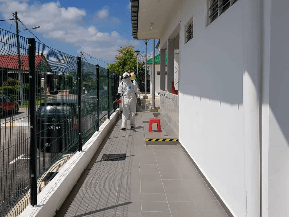 KERJAKERJA DIKONTAMINASI MASJID DAN SURAU DALAM USAHA MEMBENDUNG