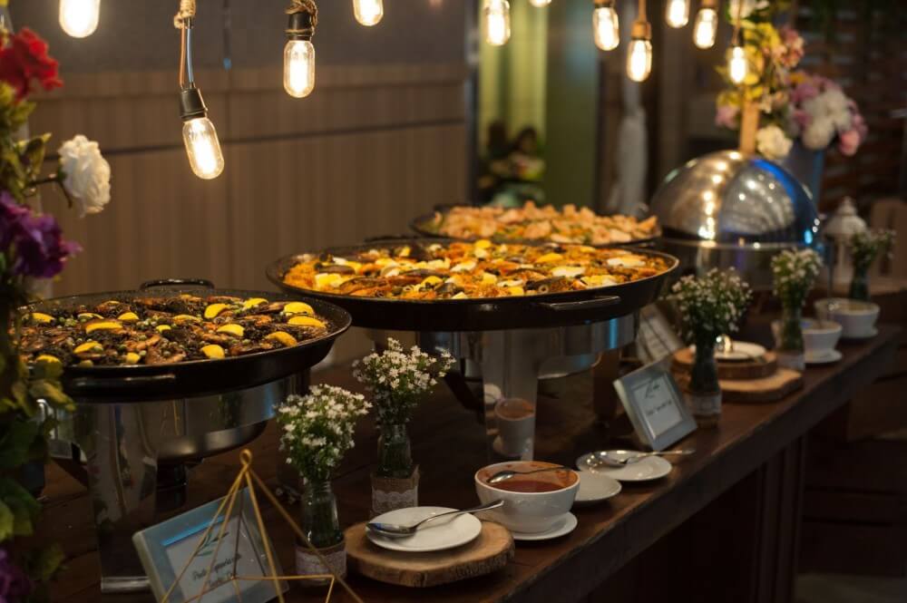 The Difference between Plated Service and Buffet Service M Catering