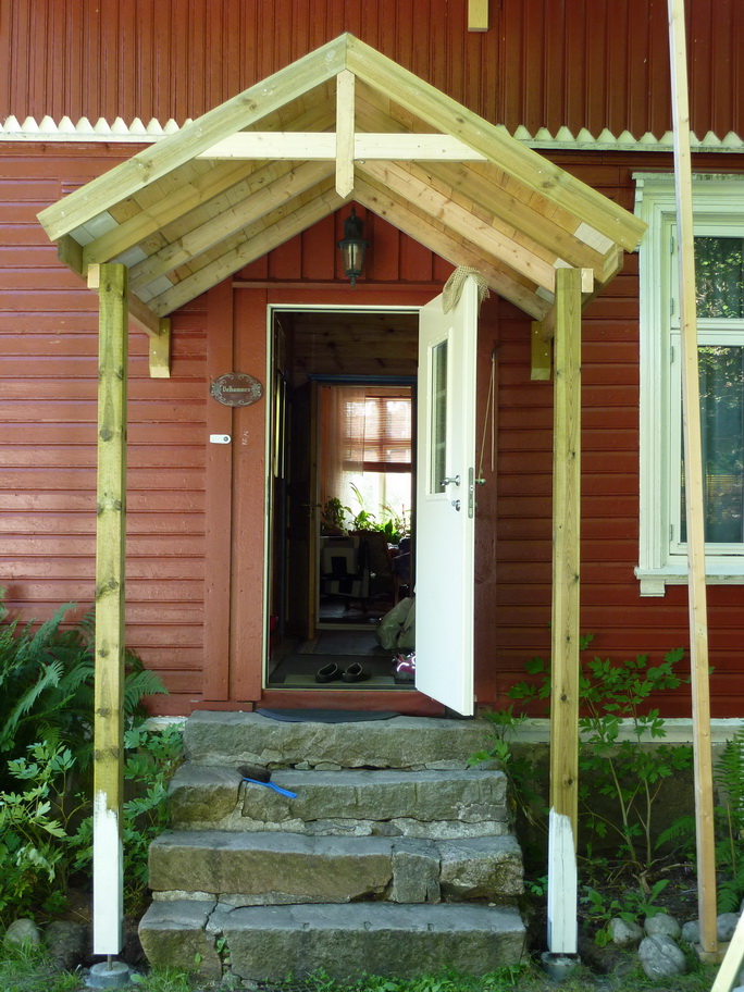 Made new roof over the entrance. - Handyman - CBR1100XX.org Forum