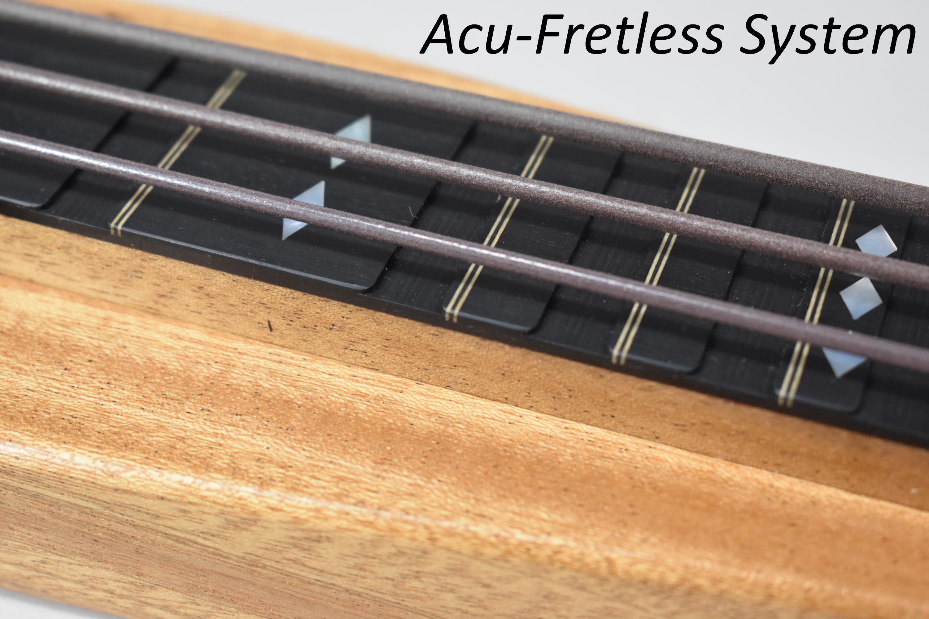 The L'il D'bl Bass — McCafferty Dulcimers