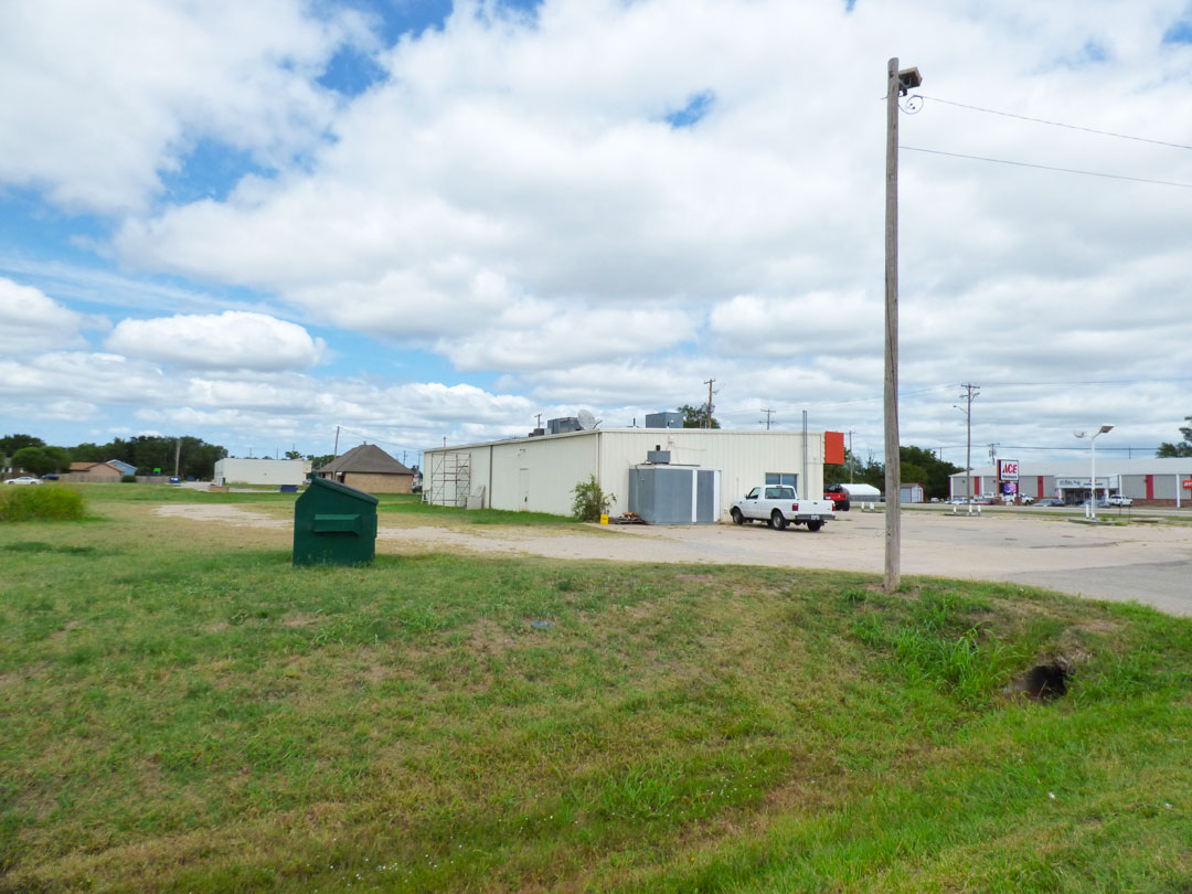 5203 N Maize Rd Maize KS McCurdy Auction Real Estate Specialists