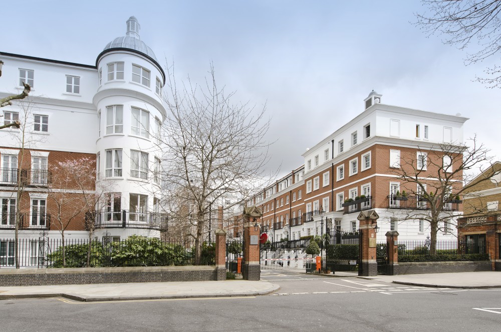 Kensington Green, W8 , 3 bedroom, Apartment