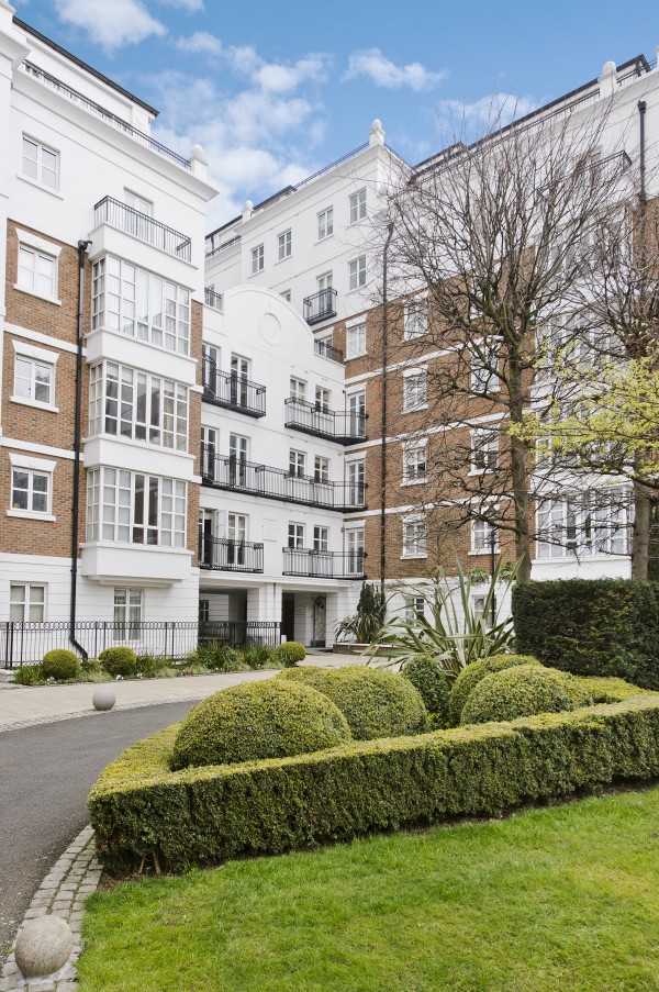 Kensington Green, W8 , 3 bedroom, Apartment
