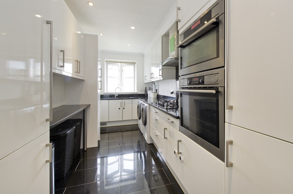 Kensington Green, W8 , 3 bedroom, Apartment