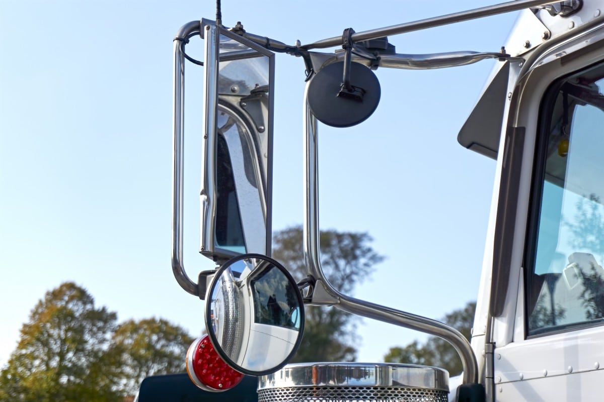 What You Need to Know about BigRig Blind Spots McNicholas & McNicholas, LLP