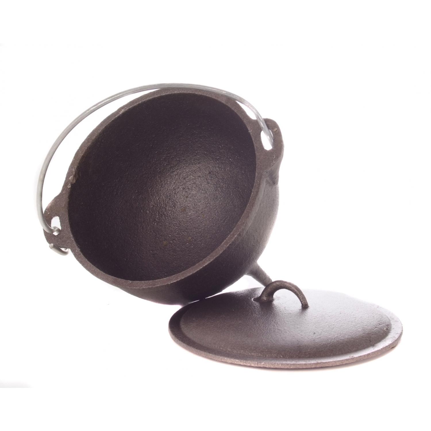 10445S Round Bottom Pot with Legs 1 qt 213 2nd Street, Mamou, La