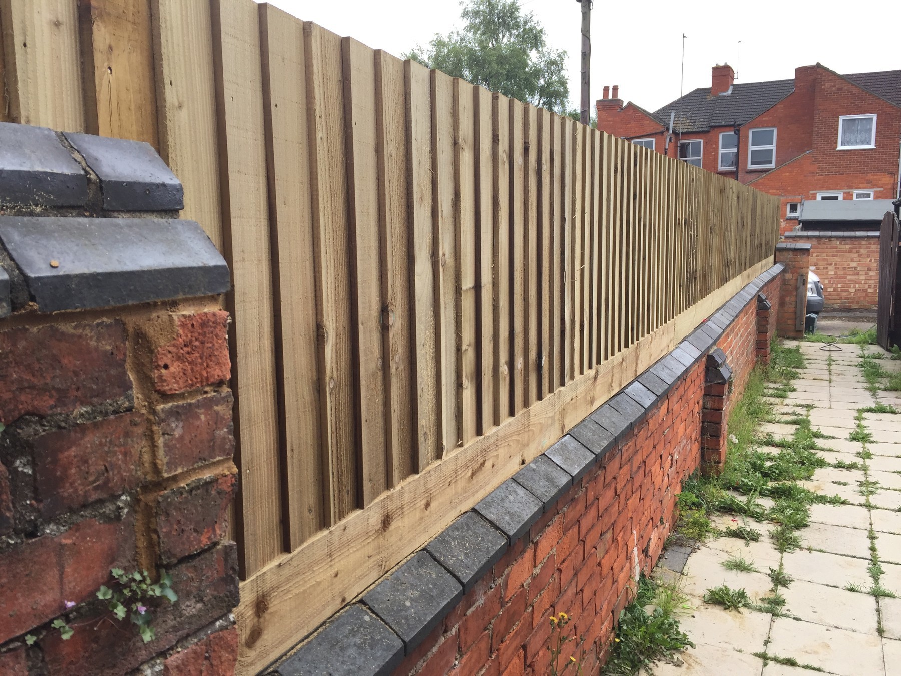 Everything You Need To Know About How To Put Up A Fence