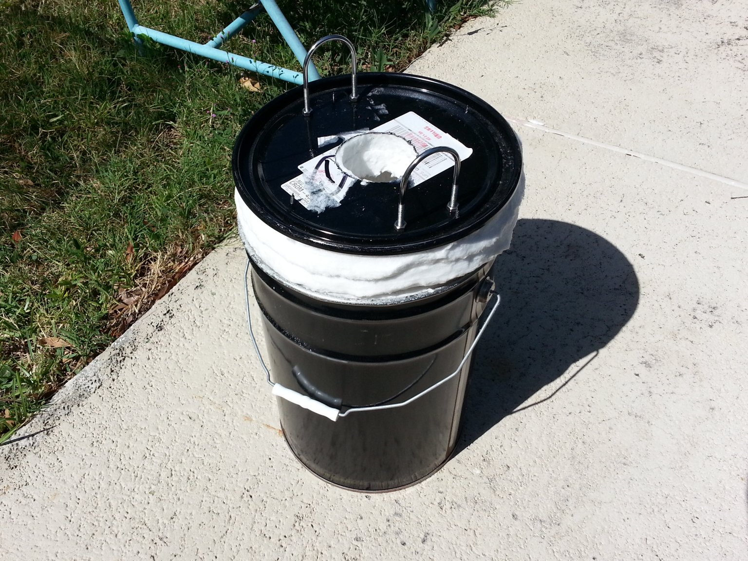 How to build a foundry to melt aluminum, brass and bronze