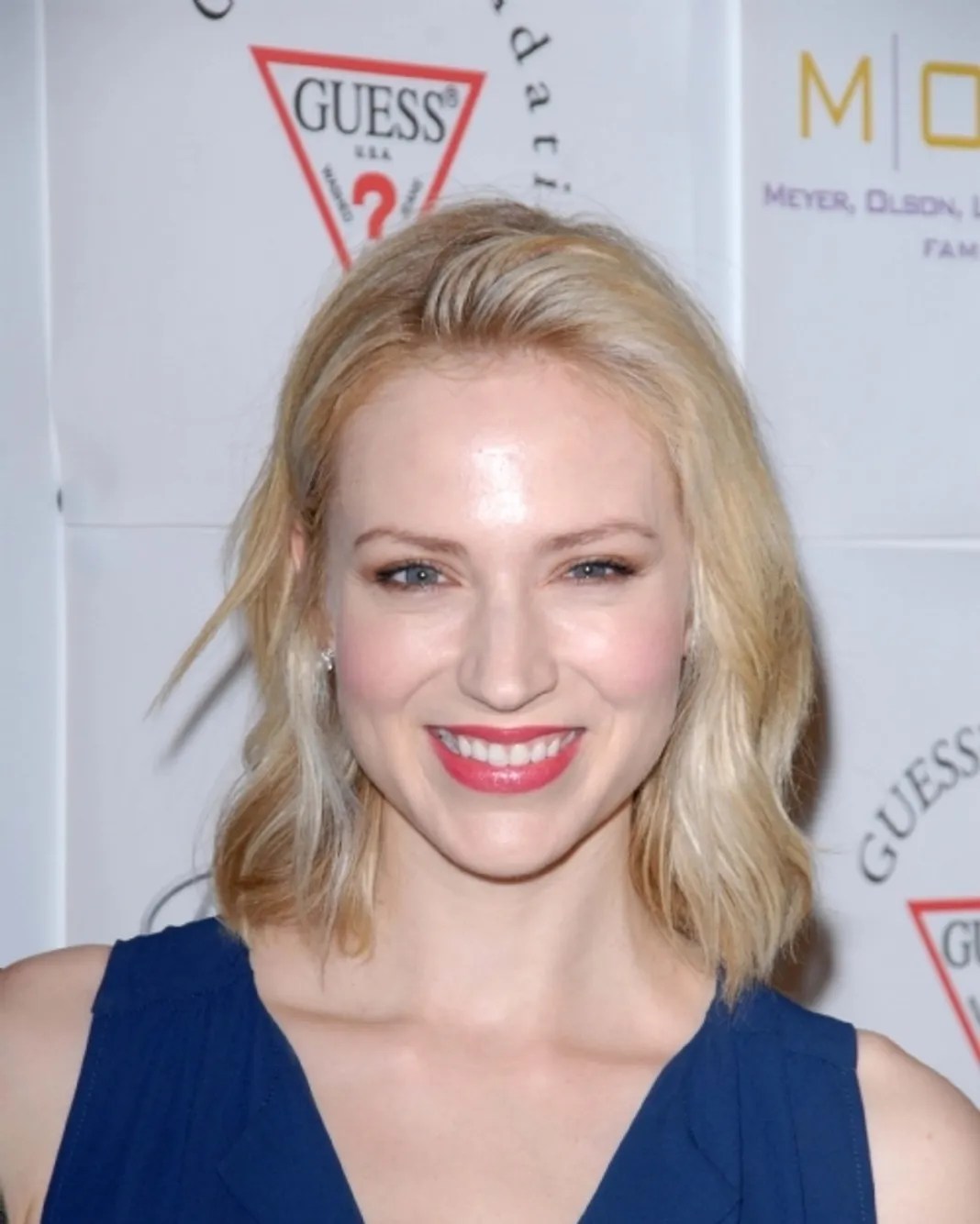 Beth Riesgraf