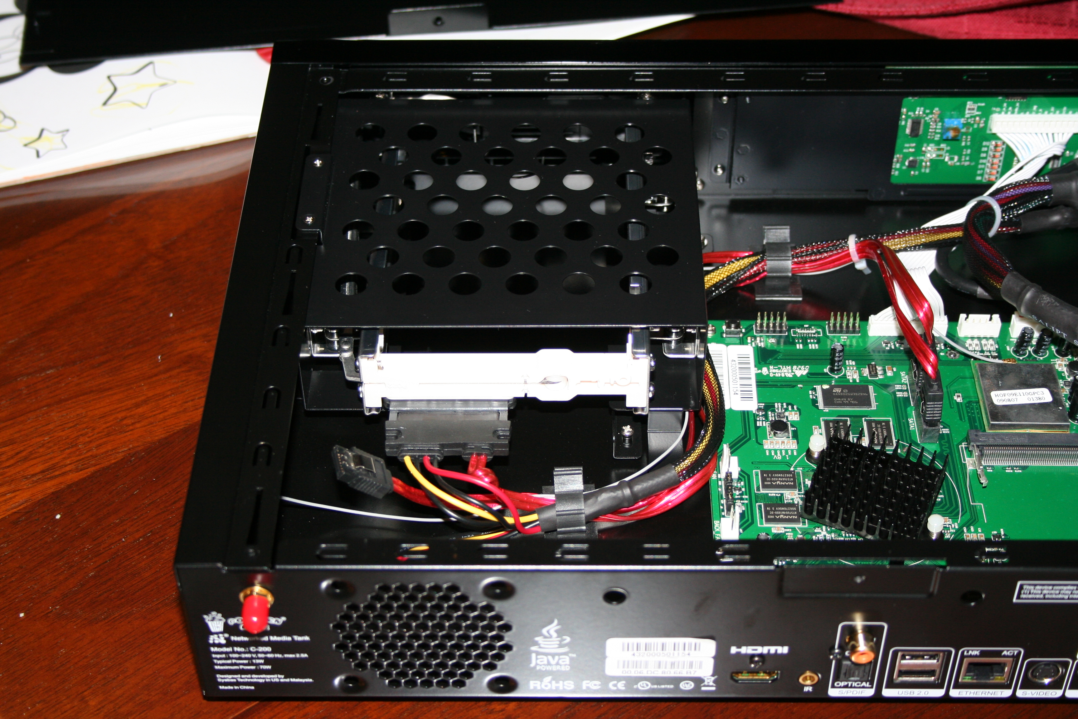 Popcorn Hour C200 Unboxing —