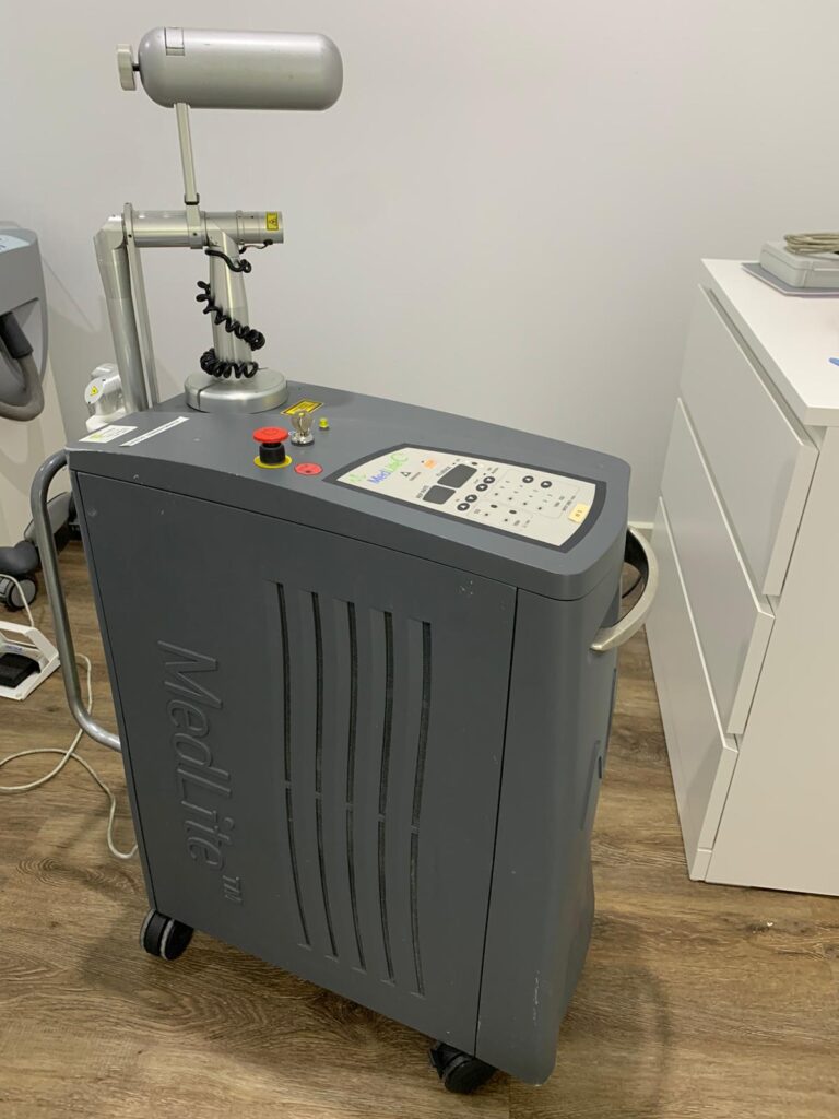 Cynosure MedLite C6 laser Medlaser Preowned Aesthetic Devices