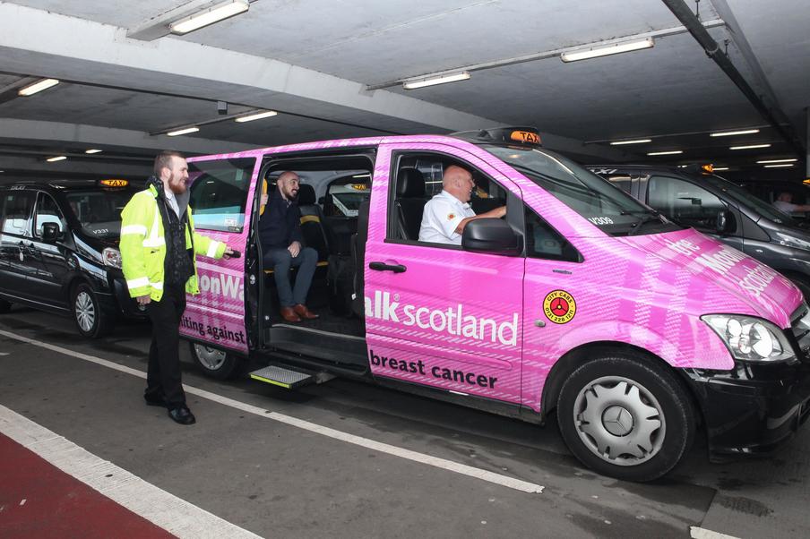 Edinburgh Airport MoonWalk Taxi City Cabs Meeting Edinburgh