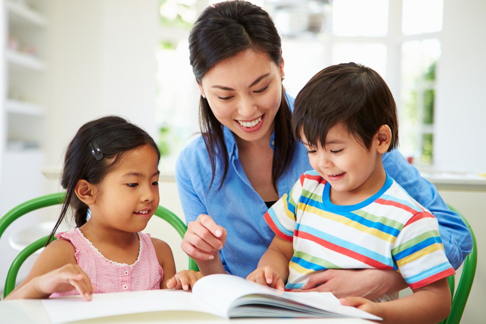 7 Fantastic Reasons You Should Hire a Nanny