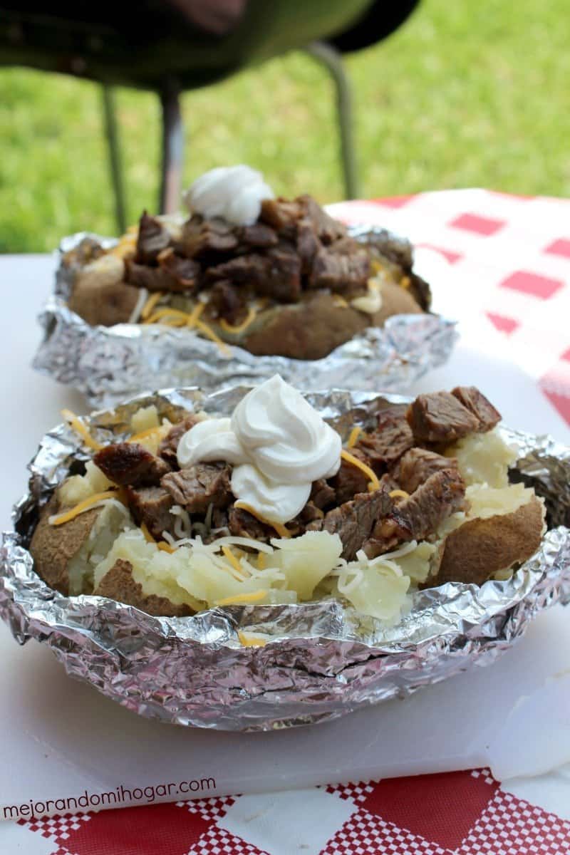 Papa asada rellena de carne