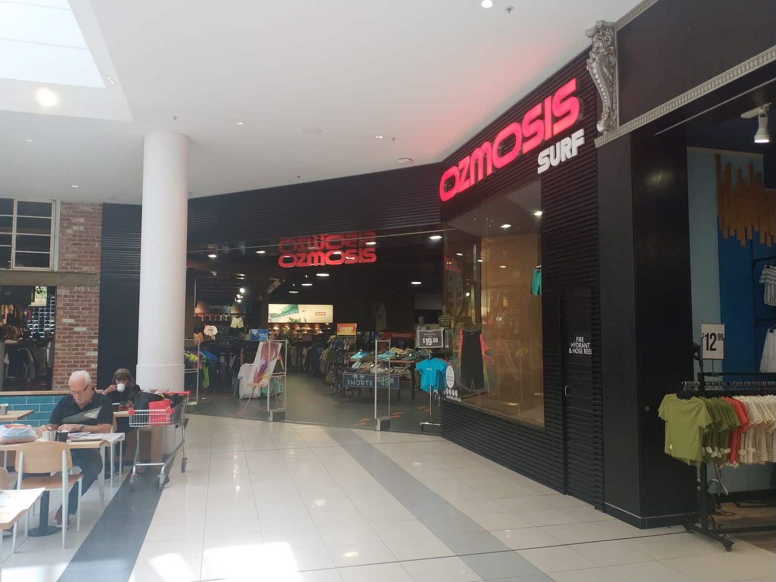 Bayside Shopping Centre Store Trading Hours & Parking Map, Frankston