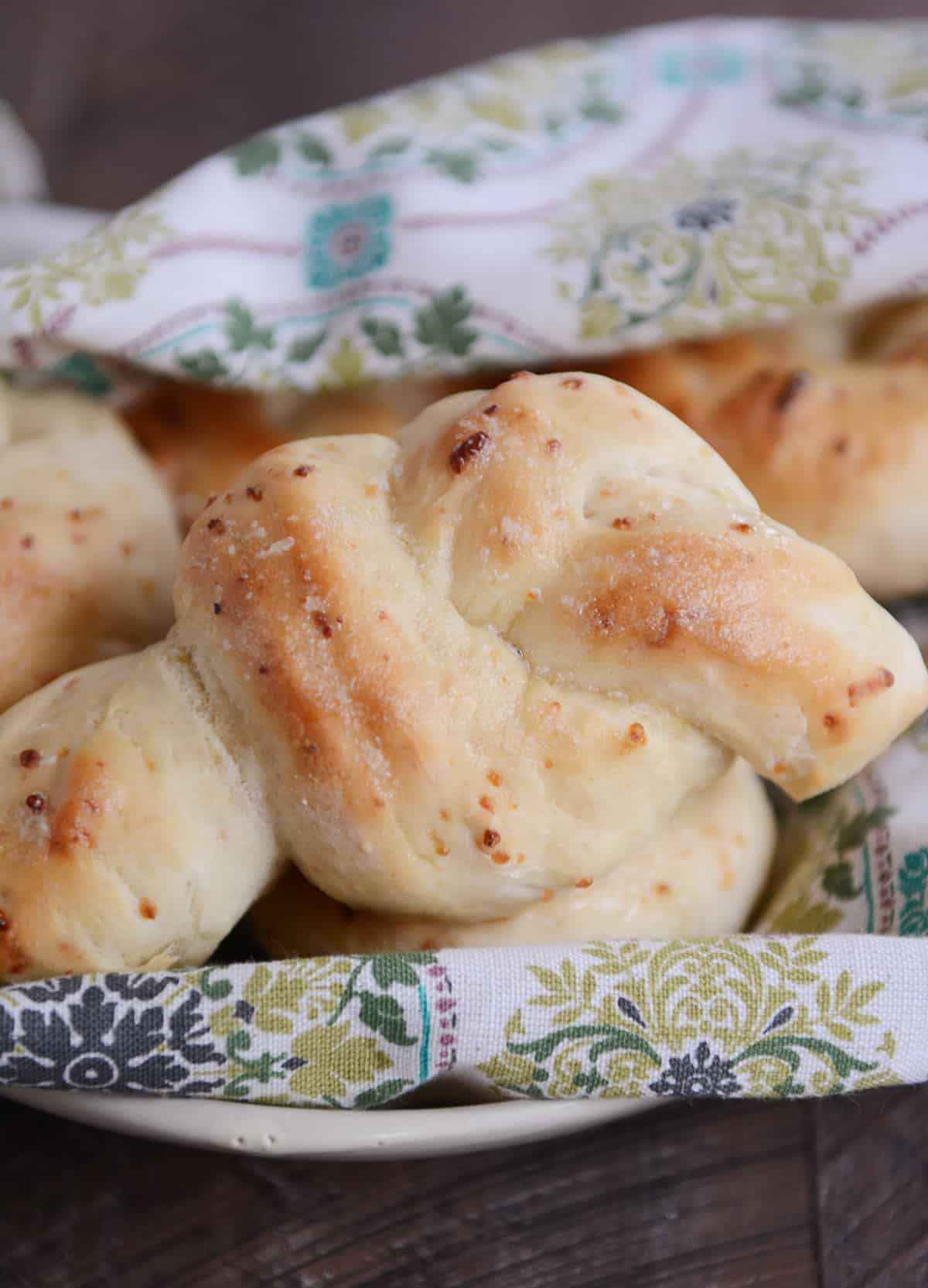 Easy Parmesan Breadstick Knots Mel's Kitchen Cafe