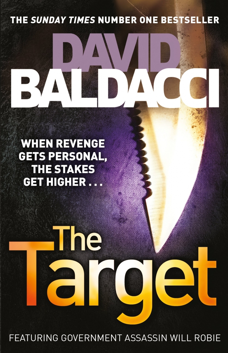 The Target: Baldacci, David: 9781455521265: Books