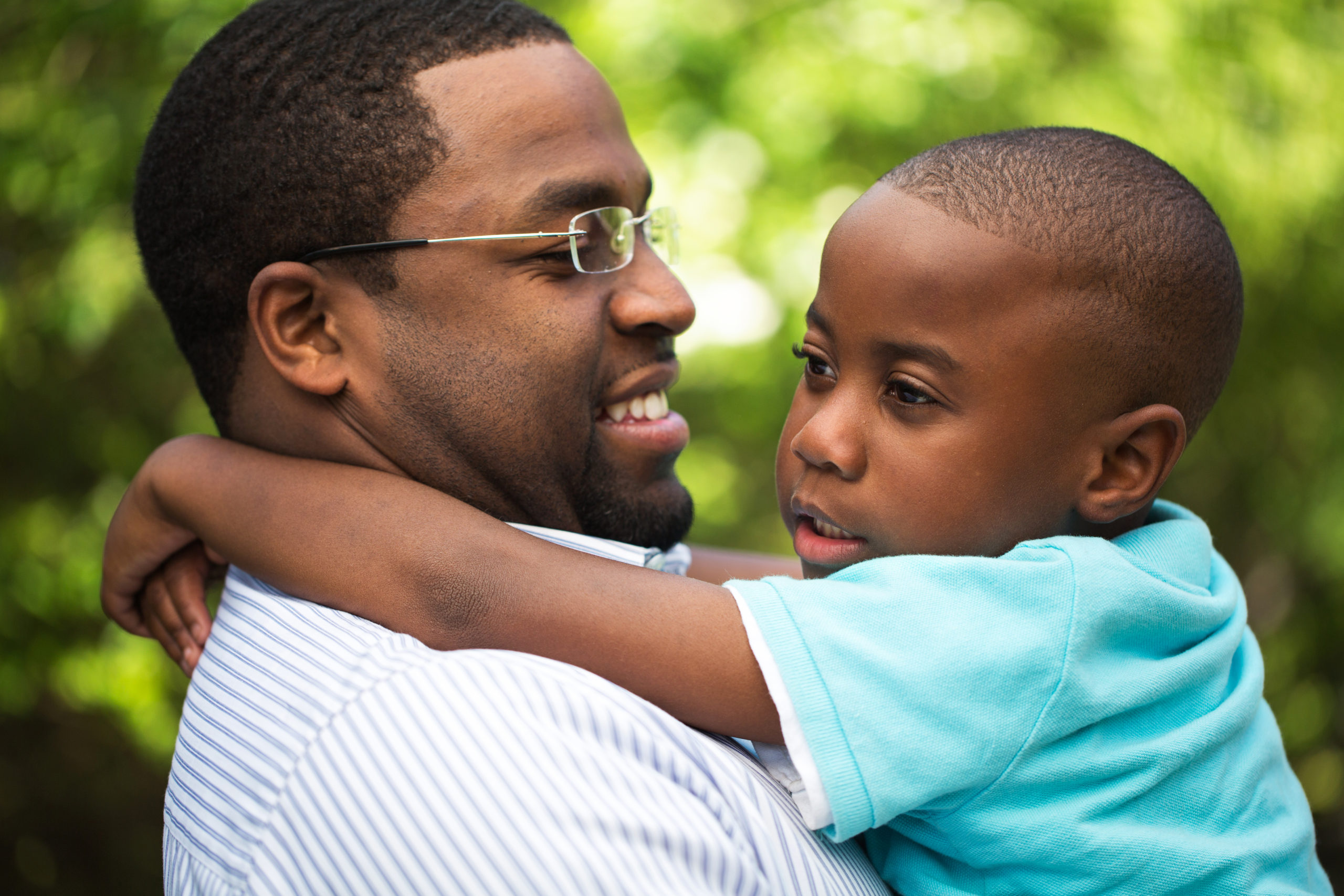 How to Talk to Children About Autism Mente