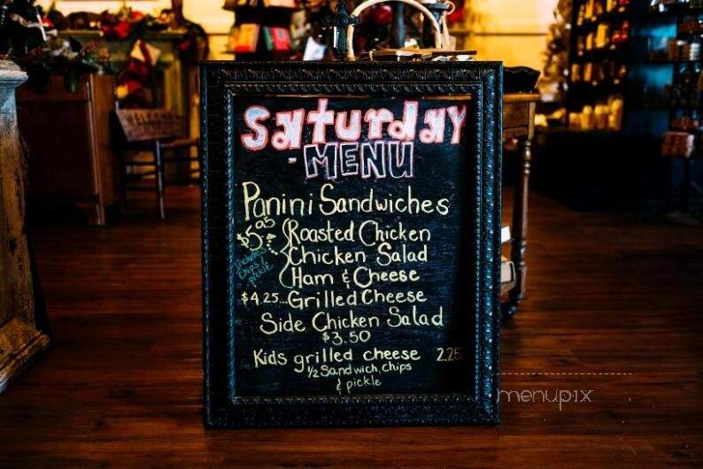 Online Menu of Lovejoy's, Whitesboro, TX