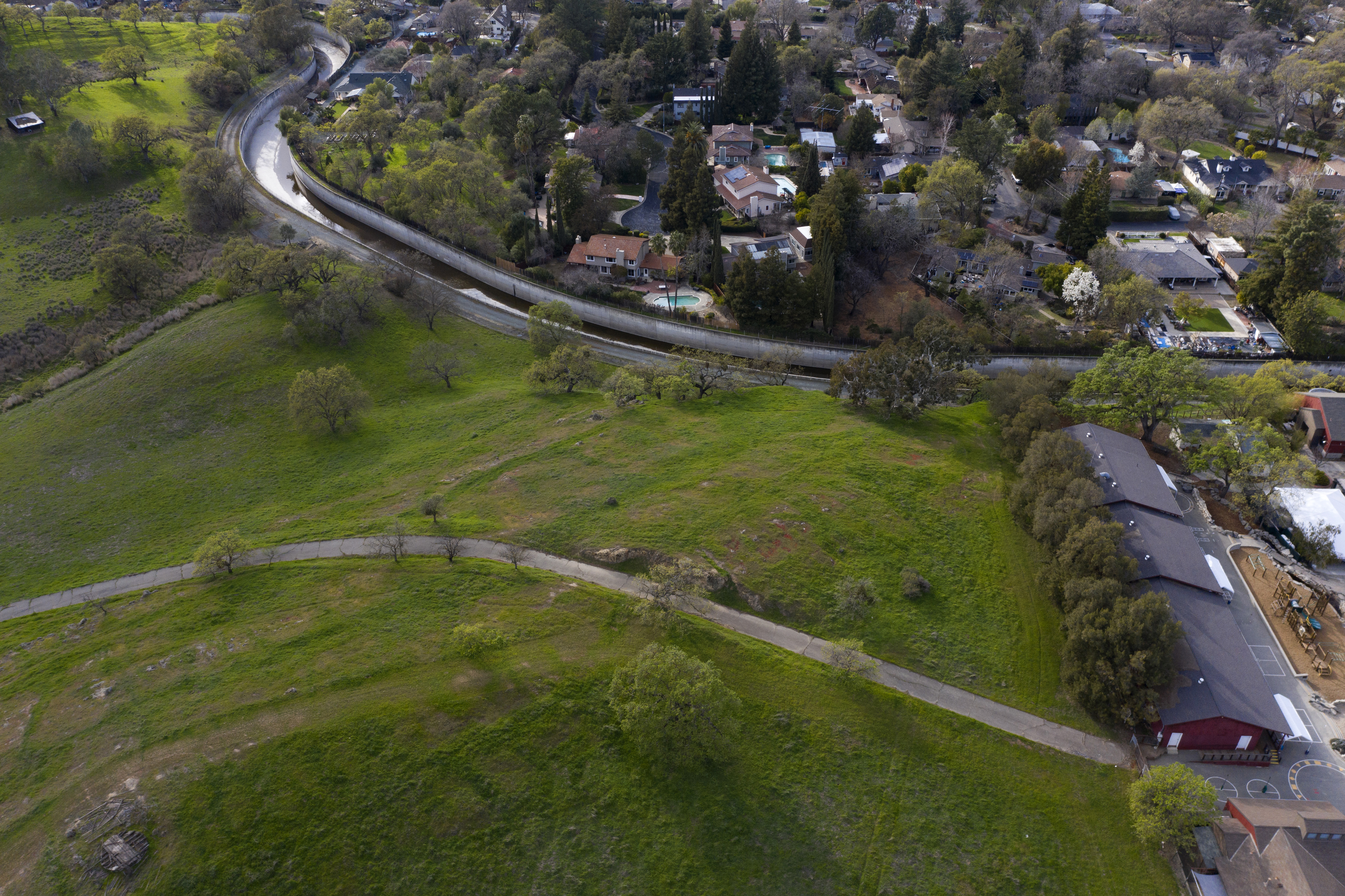 Open-space advocates resist Walnut Creek senior housing
development 3