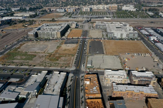 Long-delayed BART Warm Springs pedestrian bridge could open
this fall 3 Long-delayed BART Warm Springs pedestrian bridge could open
this fall 3