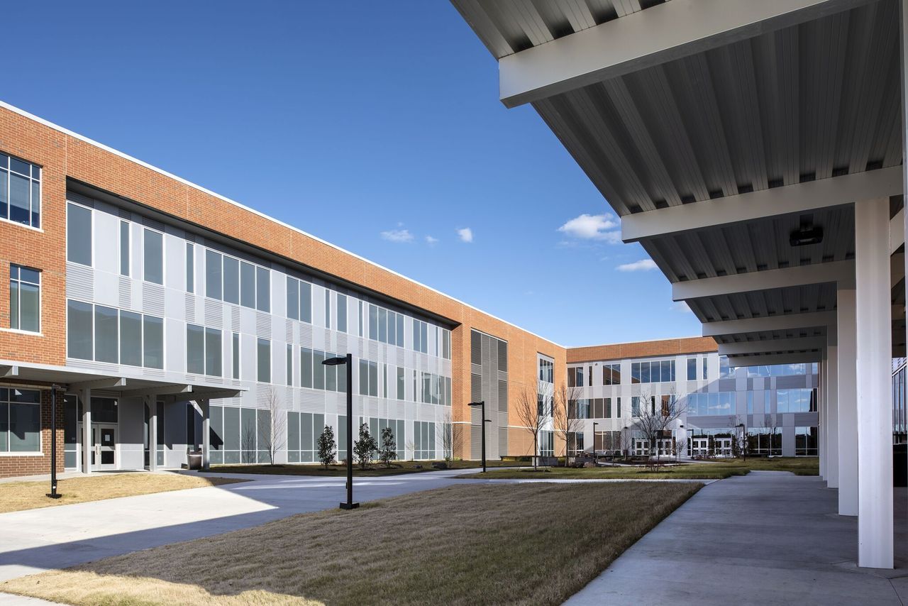 Apex Friendship Middle School, Apex, North… Metal Architecture