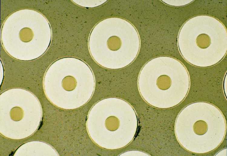 Metallographic Specimen Preparation of Class 10 Engineered Ceramics and