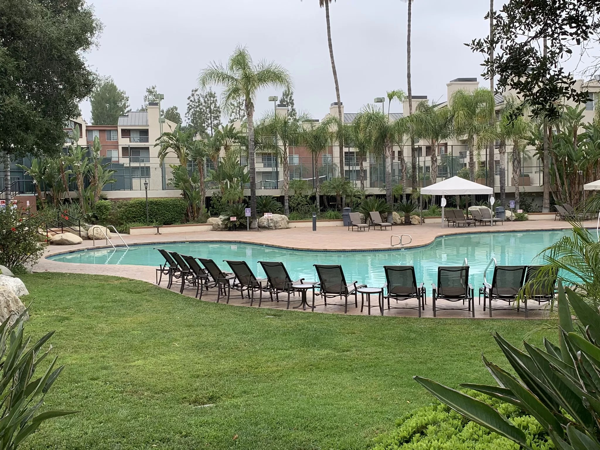 The Met Woodland Hills CA The Met Warner Center Condos