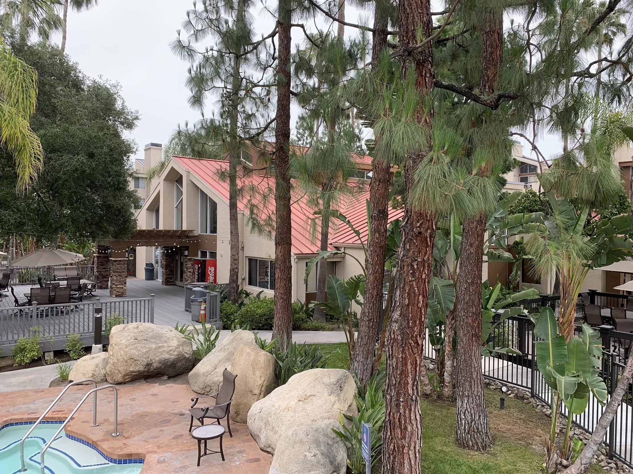 The Met Warner Center Condos for Sale Woodland Hills, CA