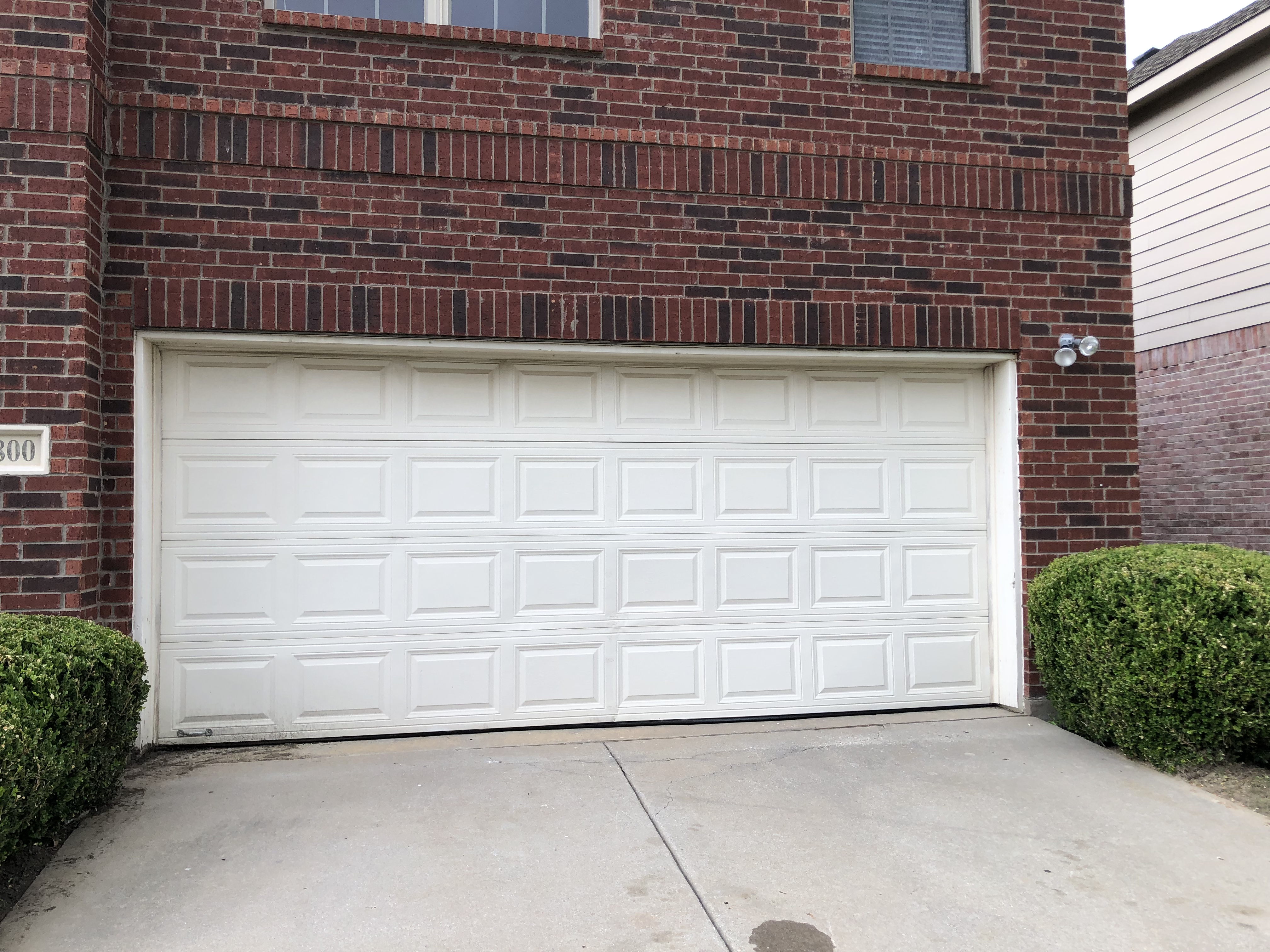 samedayservicegaragedoorpanelsreplacementmetrogaragedoor