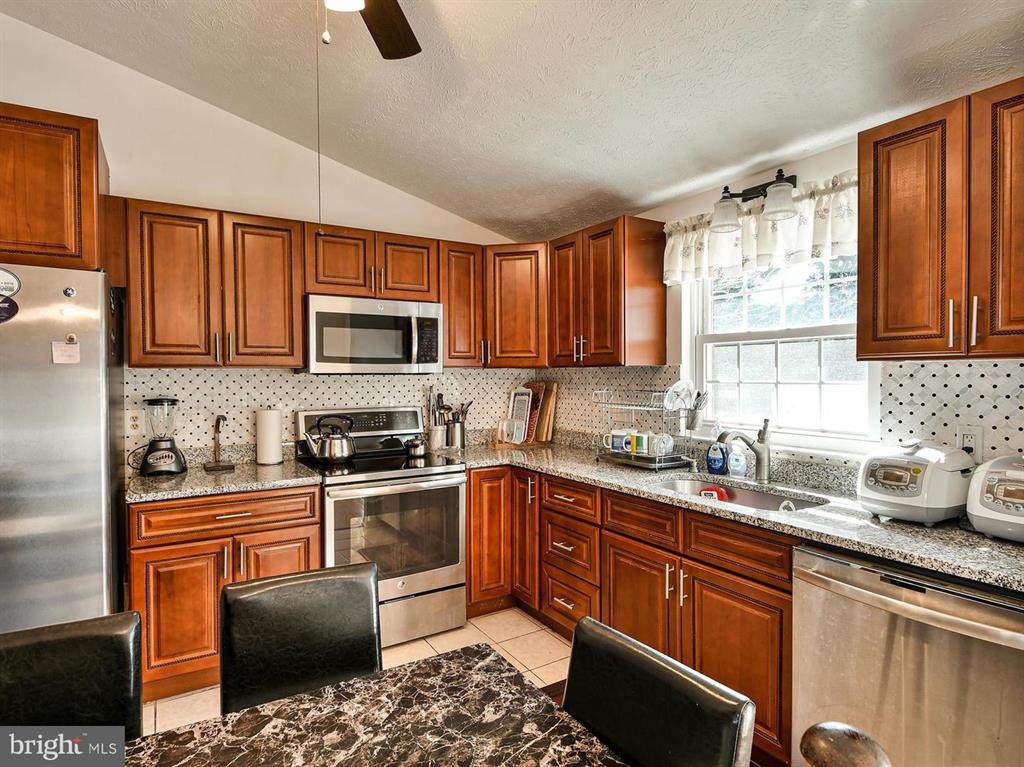 8531 Wheatfield WayEllicott City, MD 21043 Metro Homes DMV Real Estate