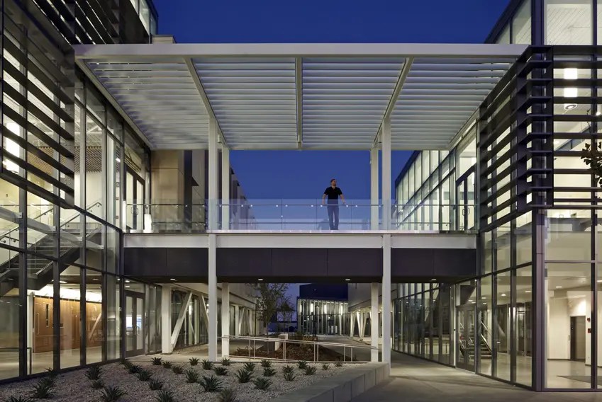 UC Davis Graduate School of Management MetroMBA
