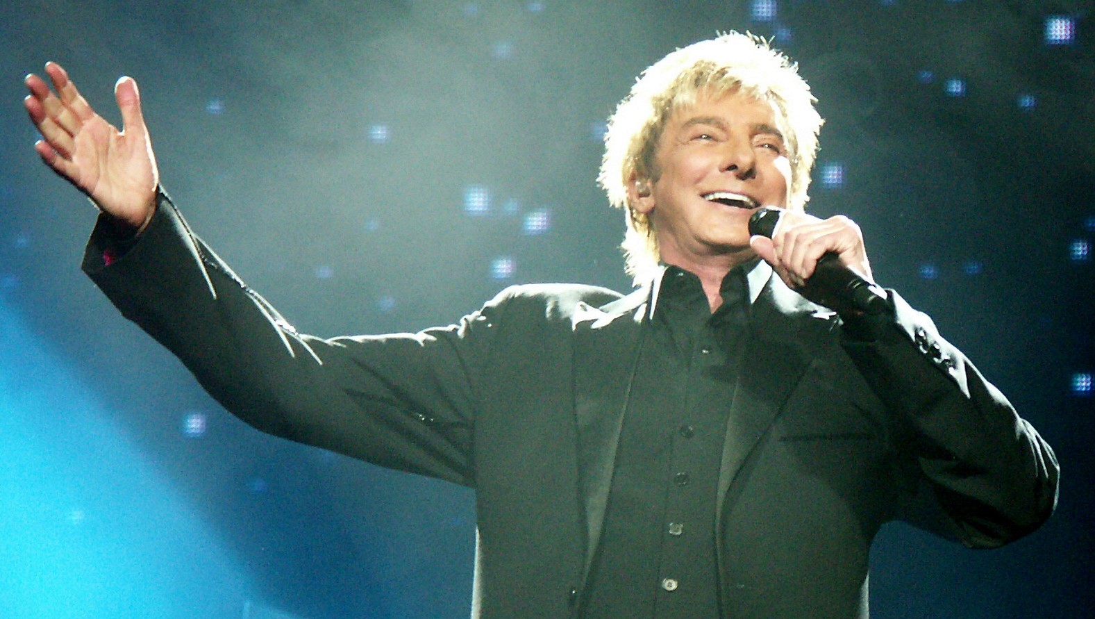 Has Barry Manilow married his male partner? (Update He has!) Metro(08)