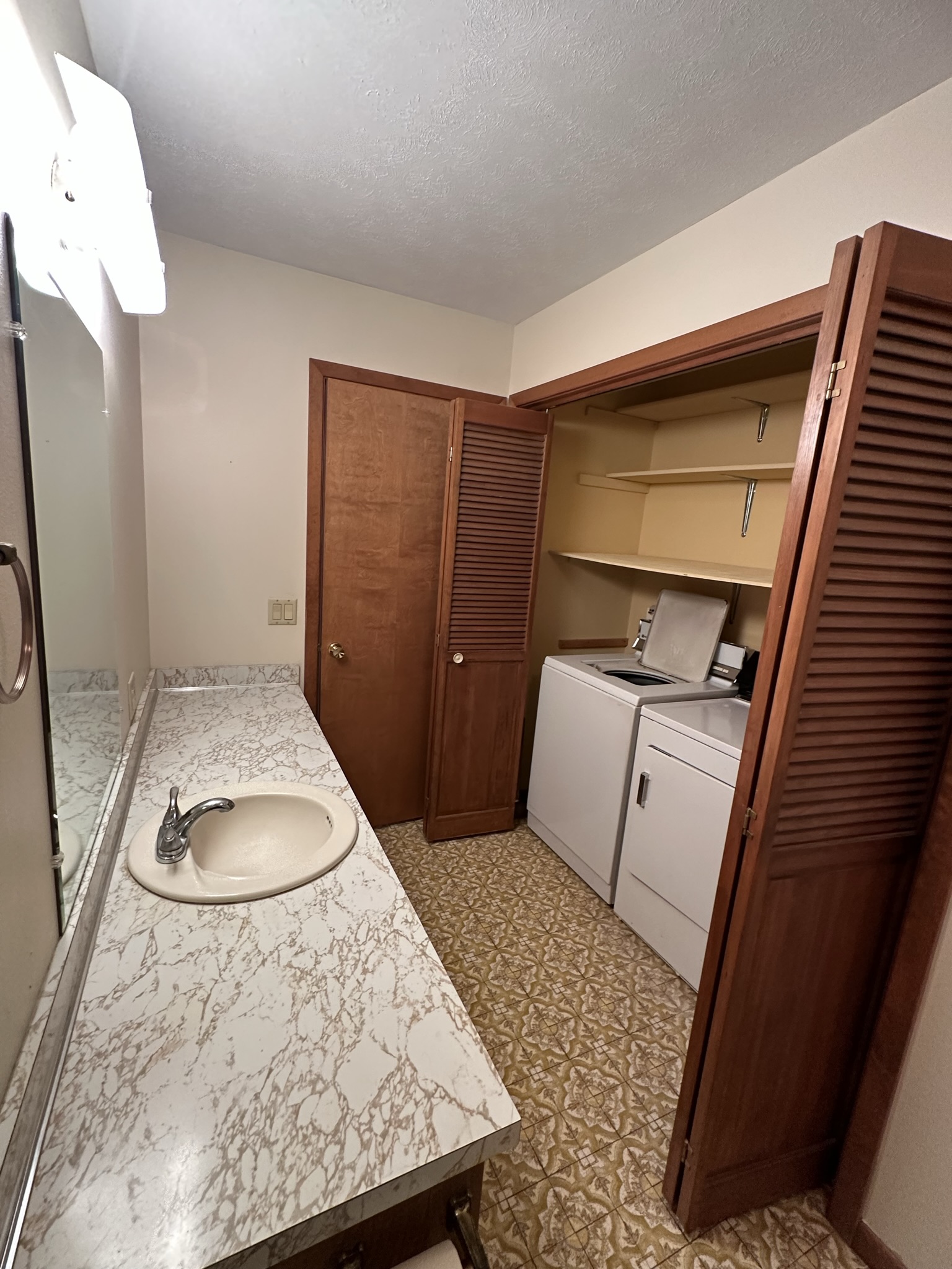 1416 Indian St, St Paul NE 68873 194,200 Meyer Realty