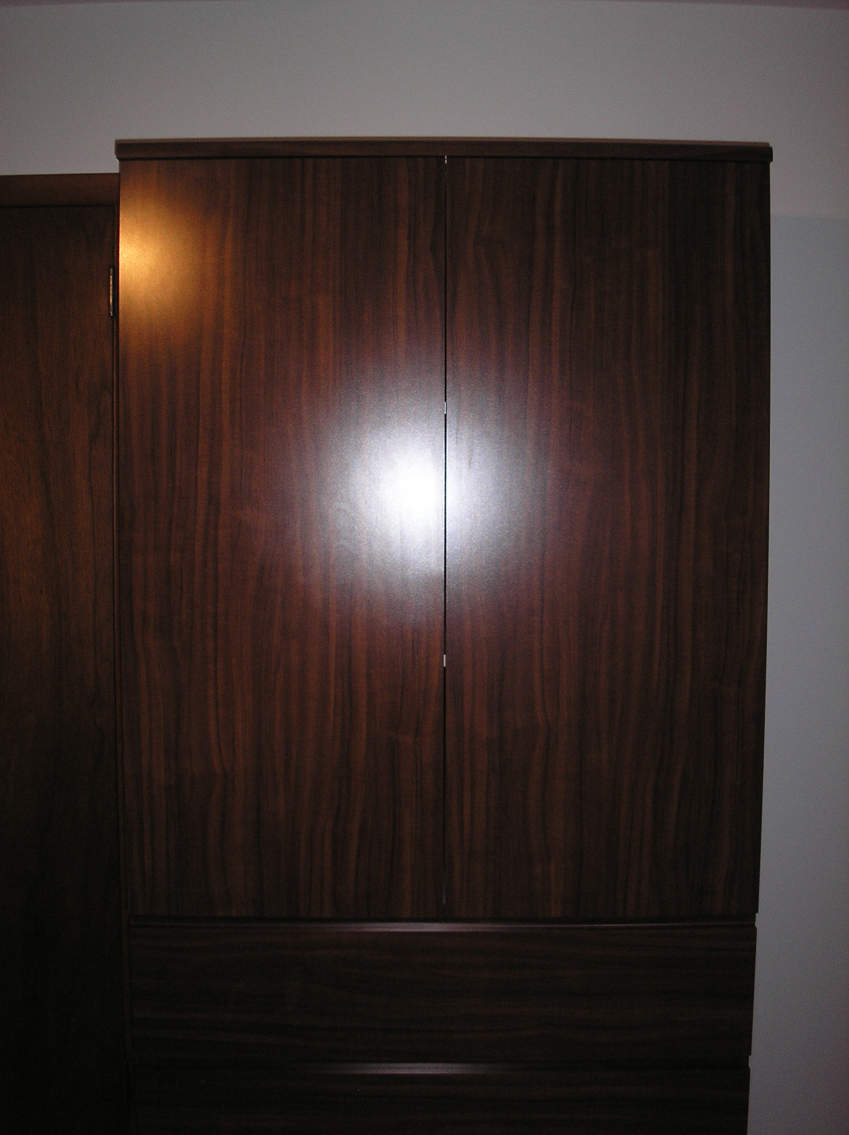 formica bedroom furniture, formica bedroom, formica plathform beds