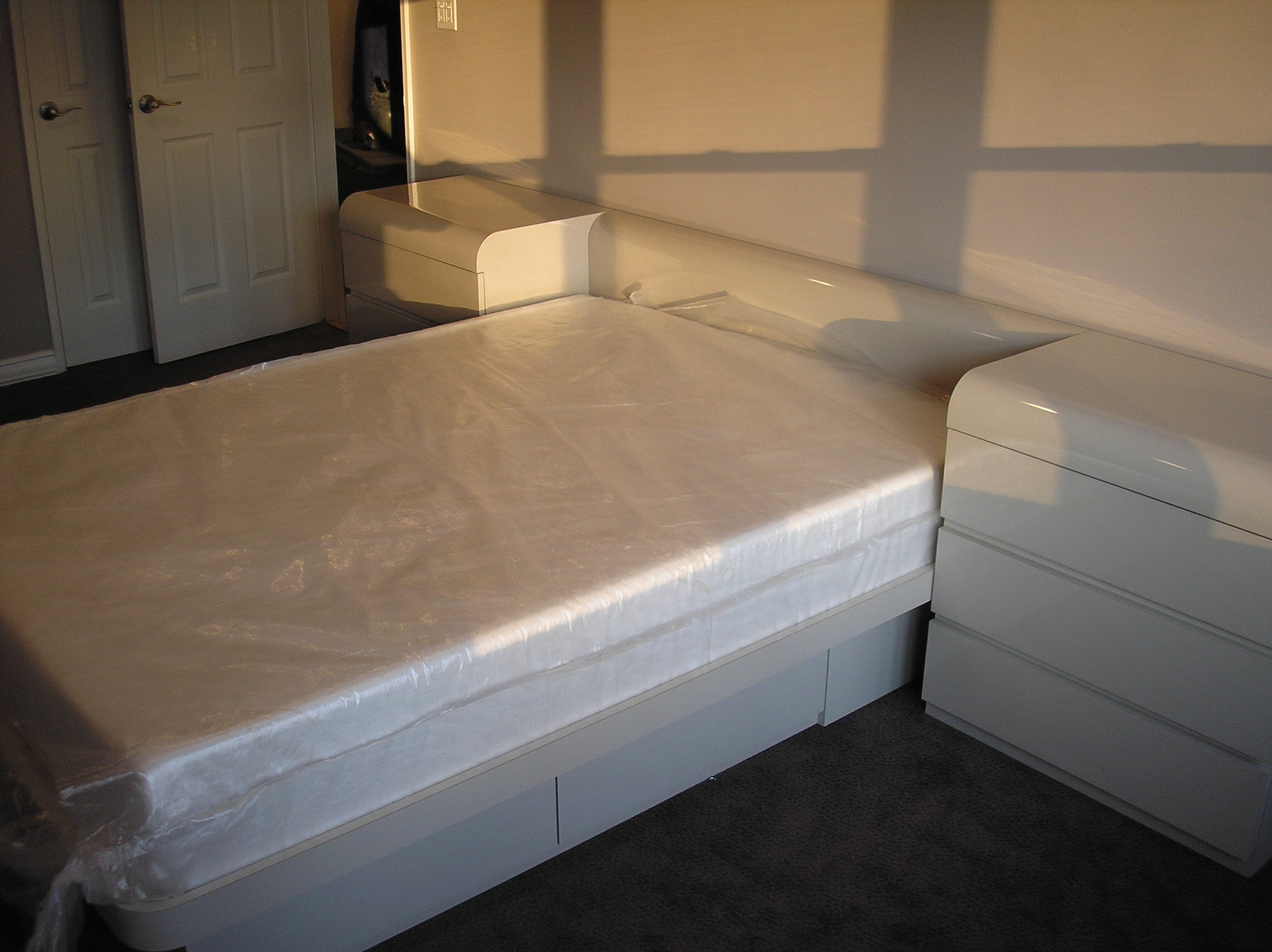 formica master bedroom, mica plathform bed, formica plathform beds