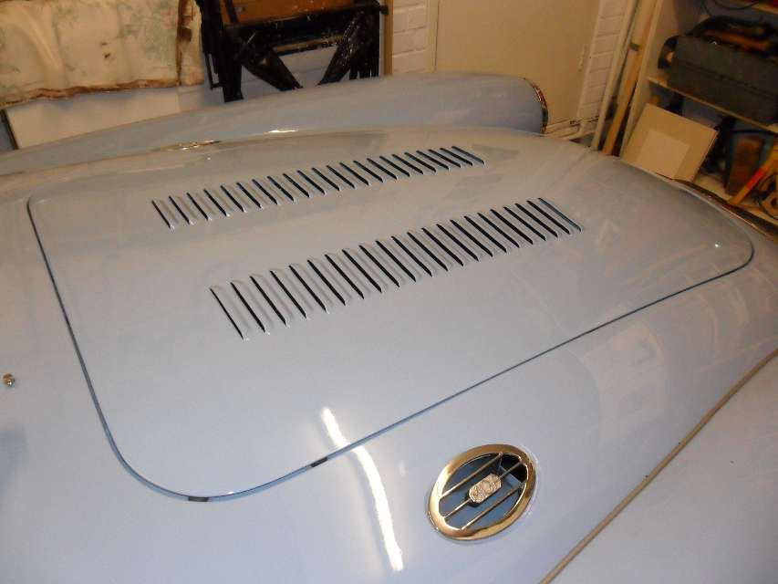 LOUVERED MGA