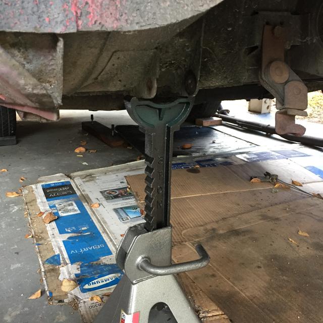 Replacing rear springs. Where to place jack stands ???? MGB & GT