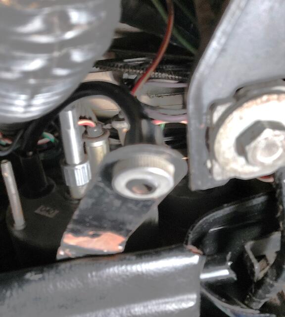 Odometer trip reset button gone : MG Midget Forum : The MG Experience