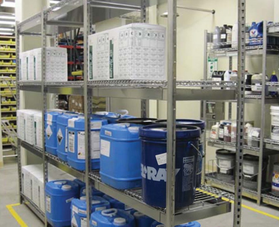 Wire Shelving with Spill Containment Units MH USA